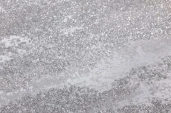 Tapete Waft Of Mist Silber Schimmer -Tapetengeschäft 104761 C Waft of Mist 2880x1440