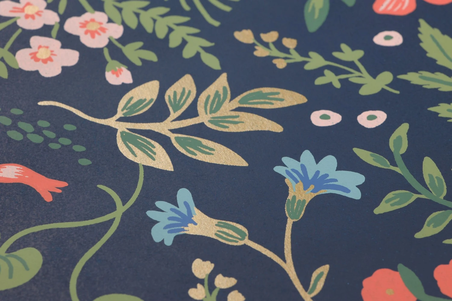 Tapete Wildwood Stahlblau 3 Tapete Wildwood Stahlblau – Bild 3