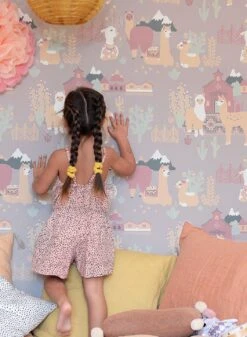 Tapete Lama Village Grauviolett 8 Tapete Lama Village Grauviolett -Tapetengeschäft Lama Village C 389364 2880x1440