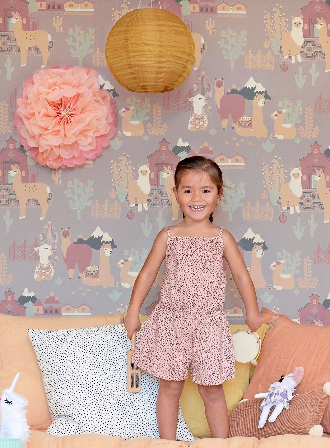 Tapete Lama Village Grauviolett 5 Tapete Lama Village Grauviolett – Bild 5